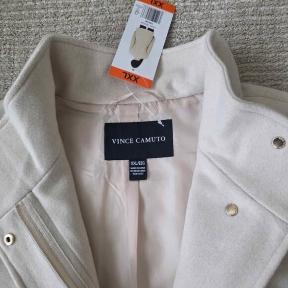 Vince Camuto zip up jacket - Picture 3 of 3
